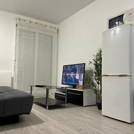 New Hd Video Projector Theater Apartment Saint-Ouen (Seine-Saint-Denis)
